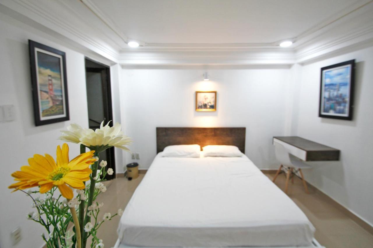 Khach San Minh Chau - Dien Bien Phu Ho Chi Minh-staden Exteriör bild
